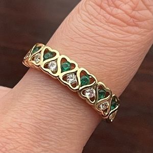 Emerald Green Hearts Ring